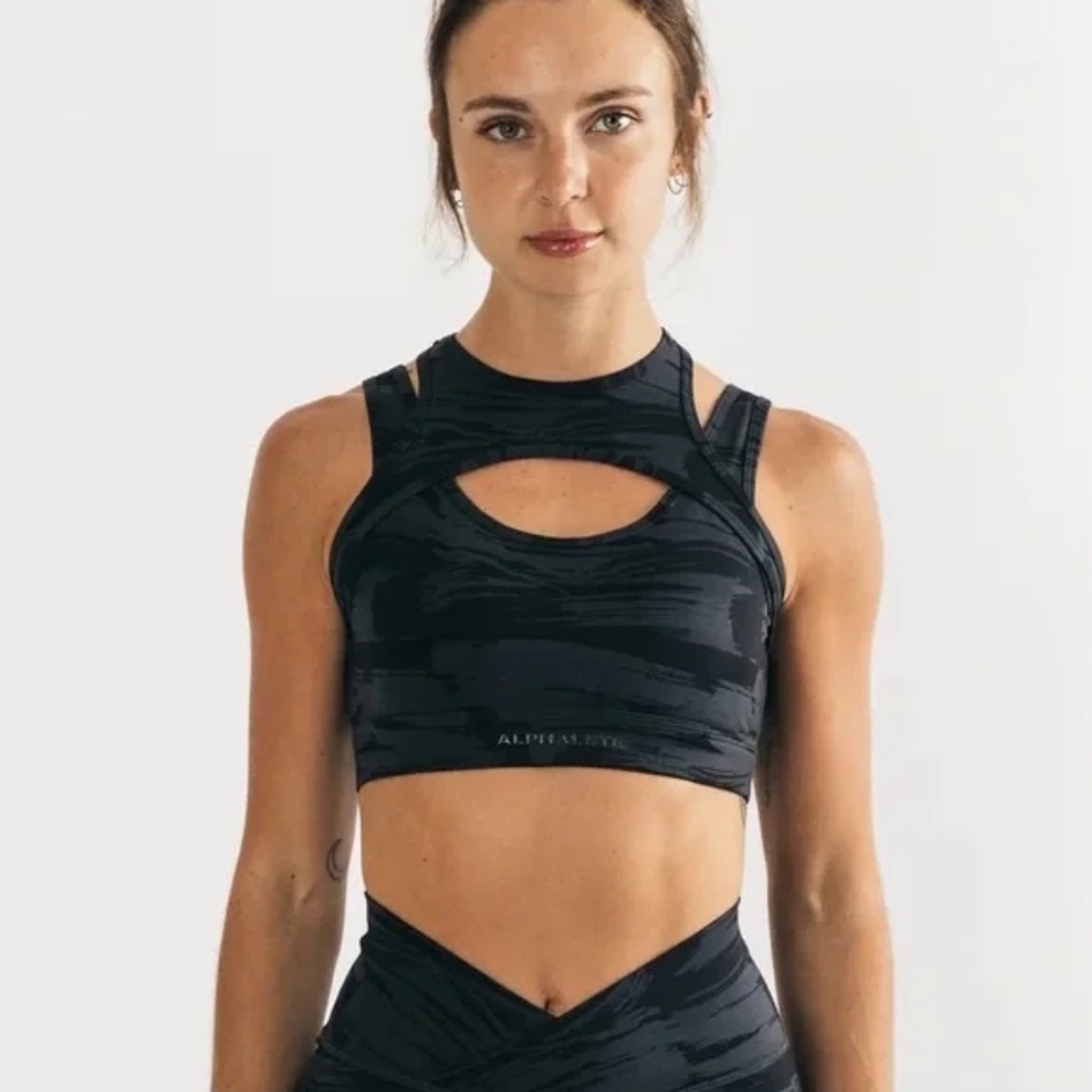 Alphalete Surface Keyhole Bra Green Canvas Camo